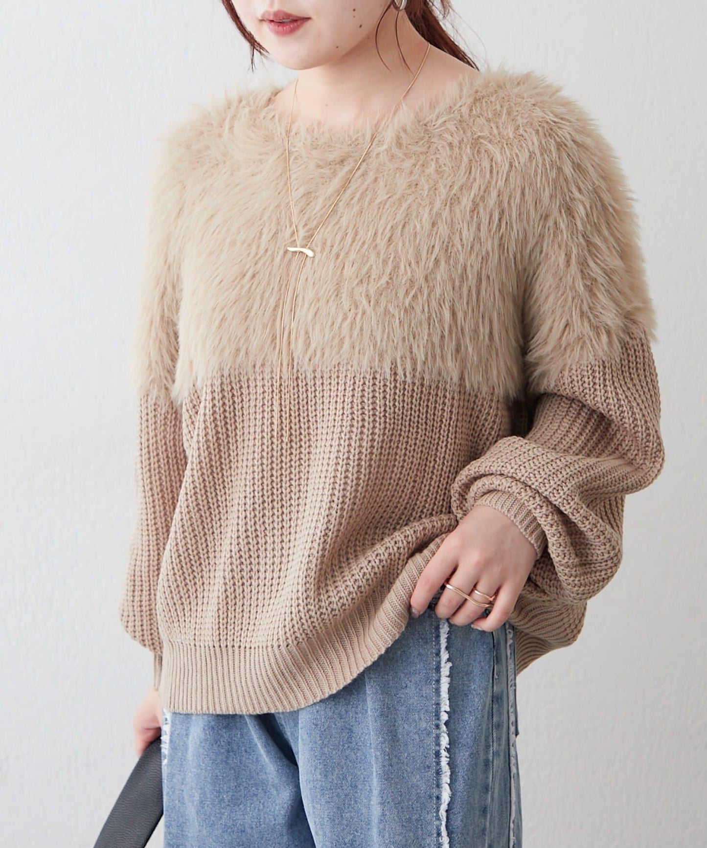 切換絨毛套頭衫