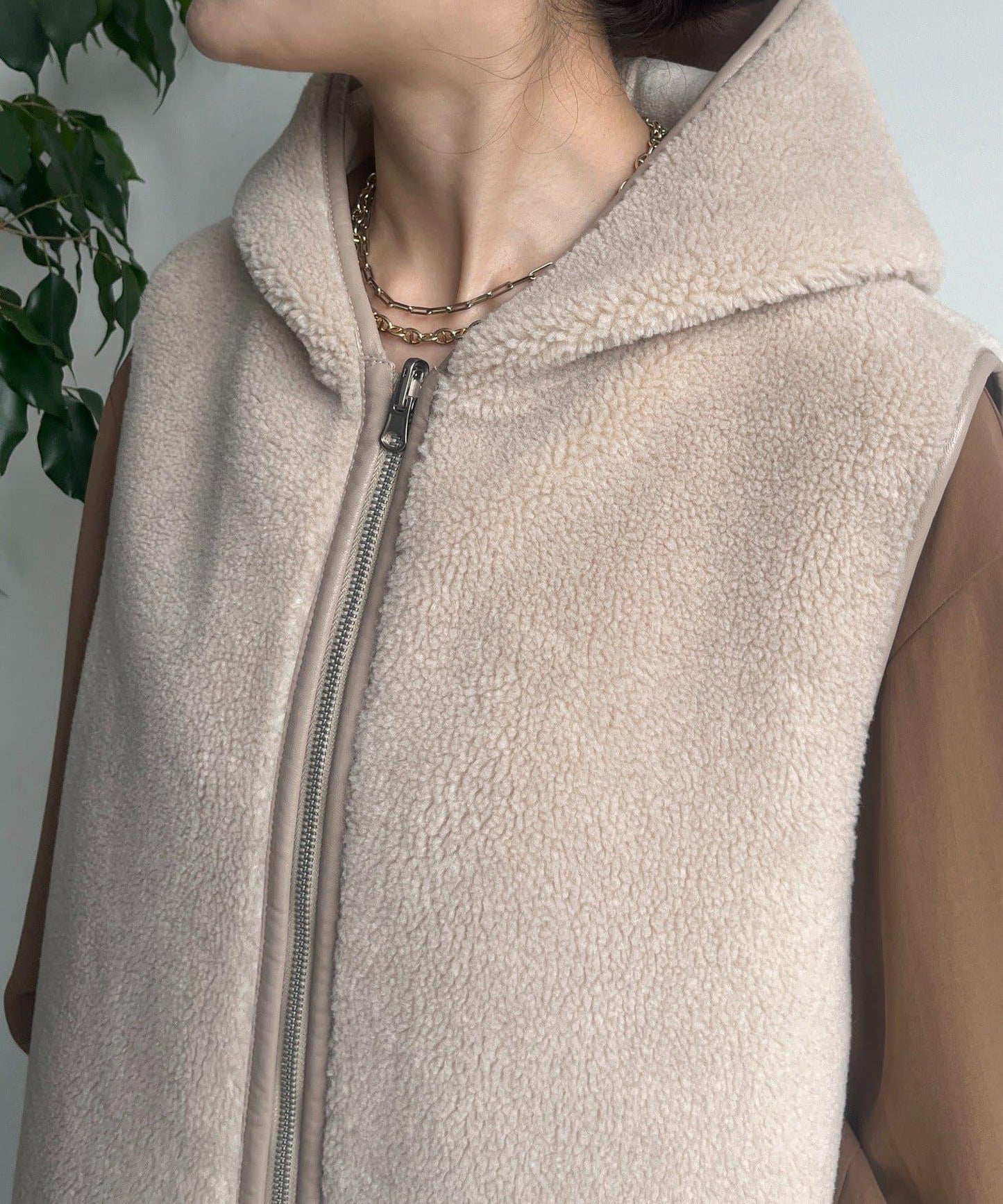 羊毛絨拼接帽T恤衫