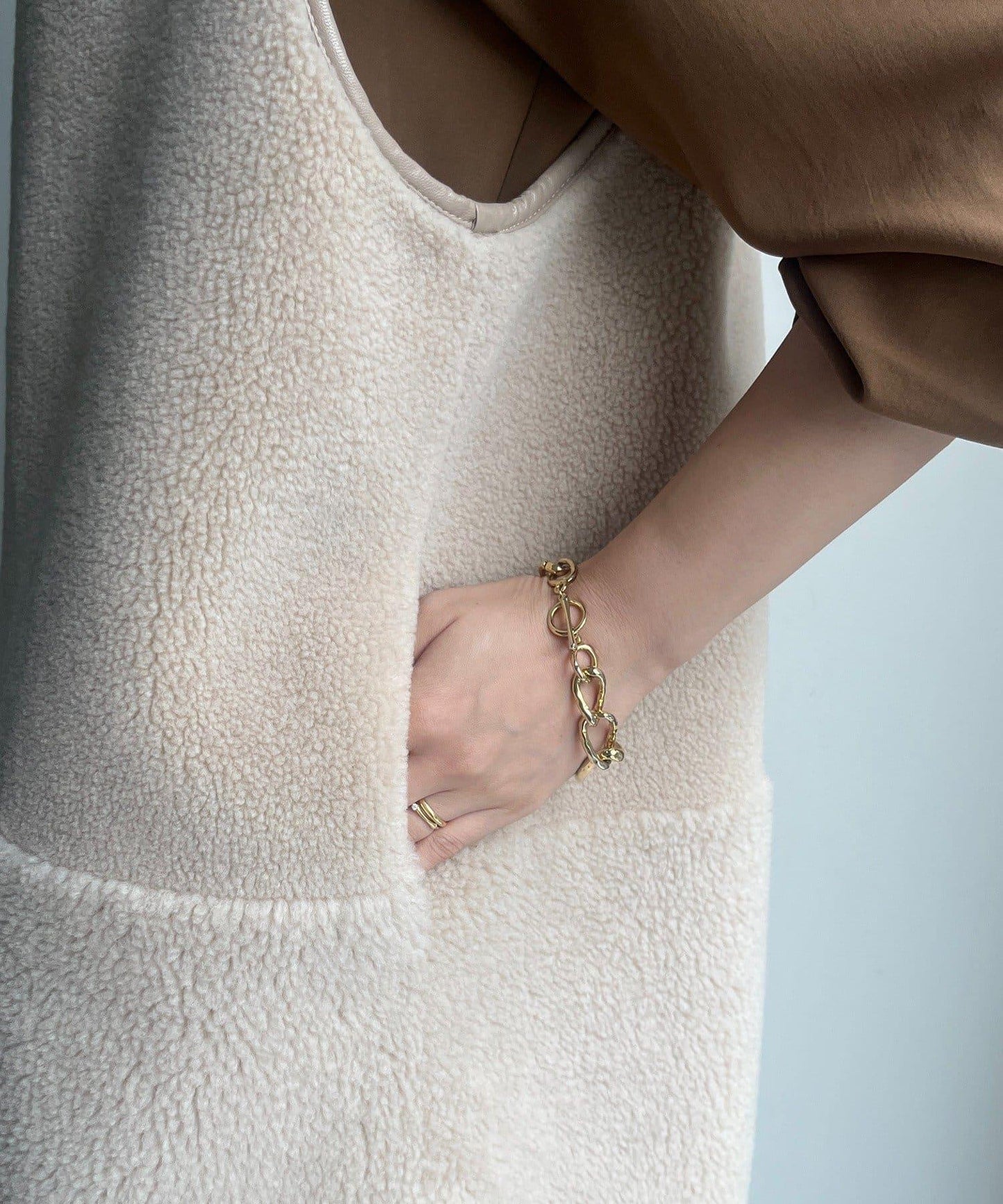 羊毛絨拼接帽T恤衫