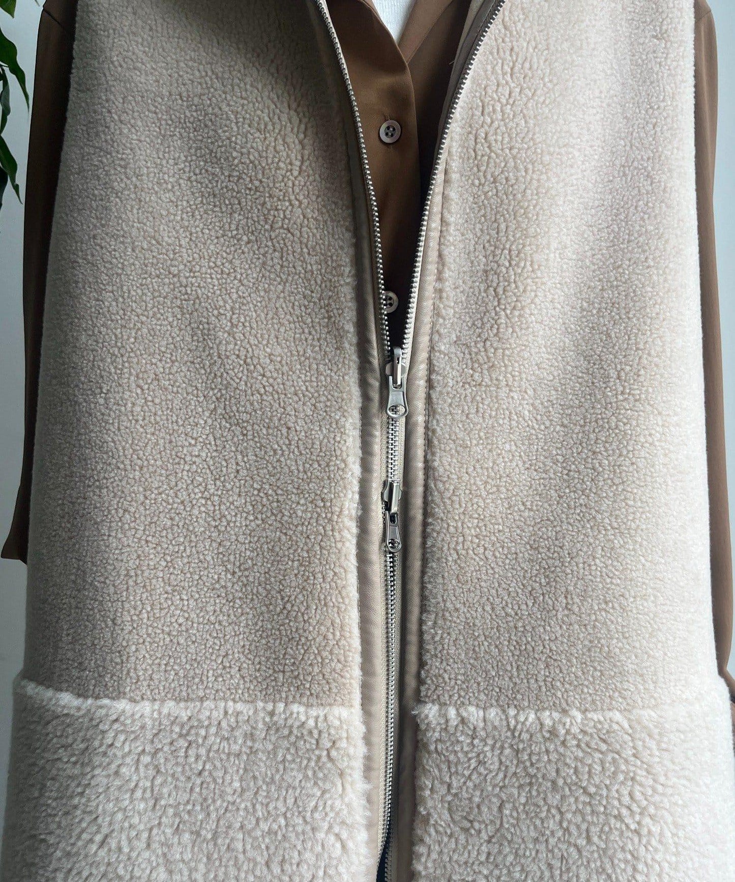 羊毛絨拼接帽T恤衫