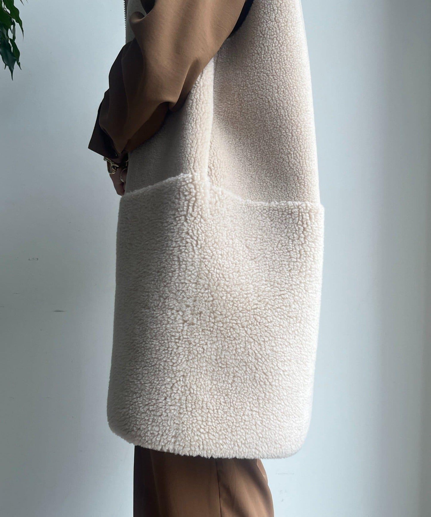 羊毛絨拼接帽T恤衫