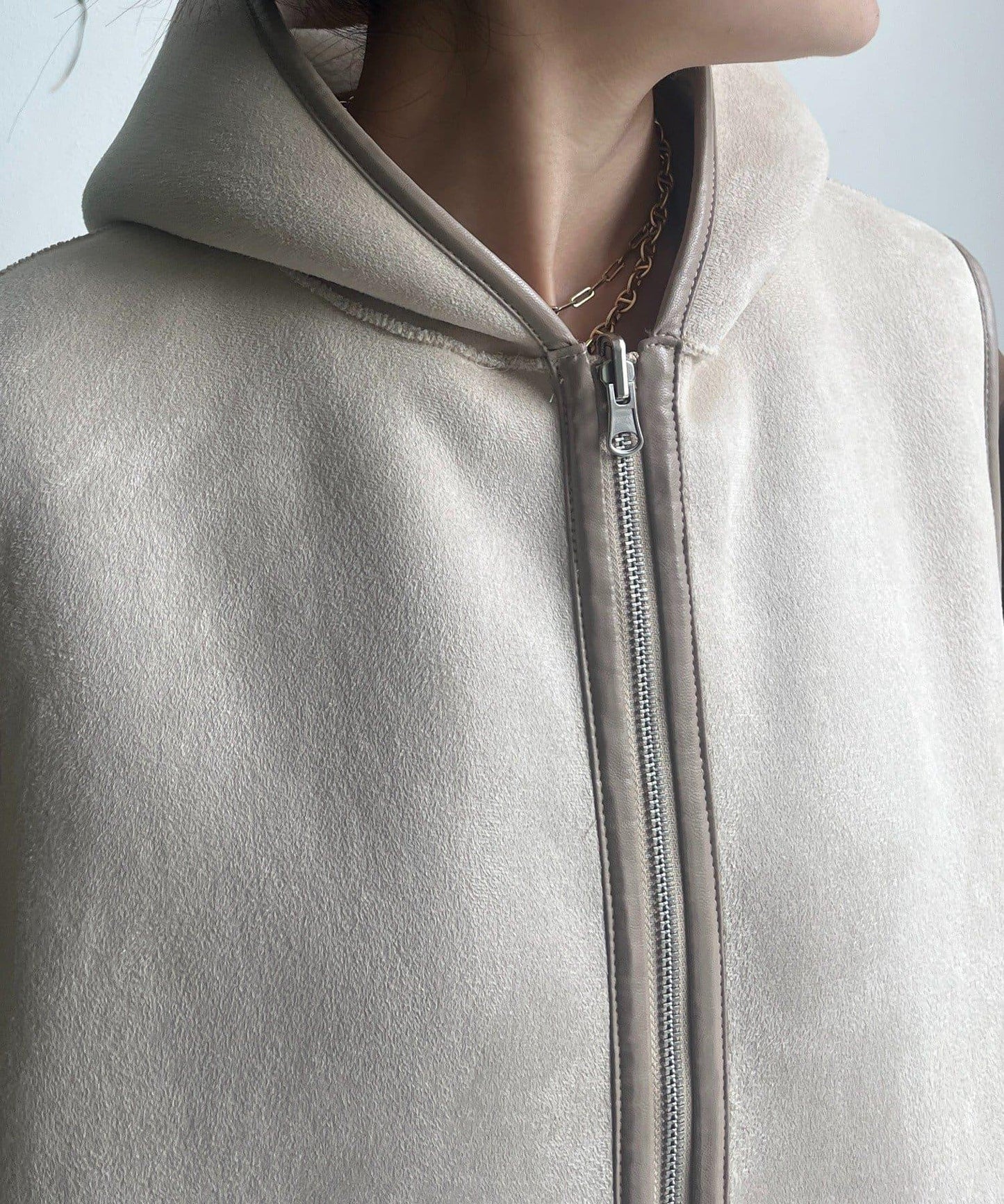 羊毛絨拼接帽T恤衫