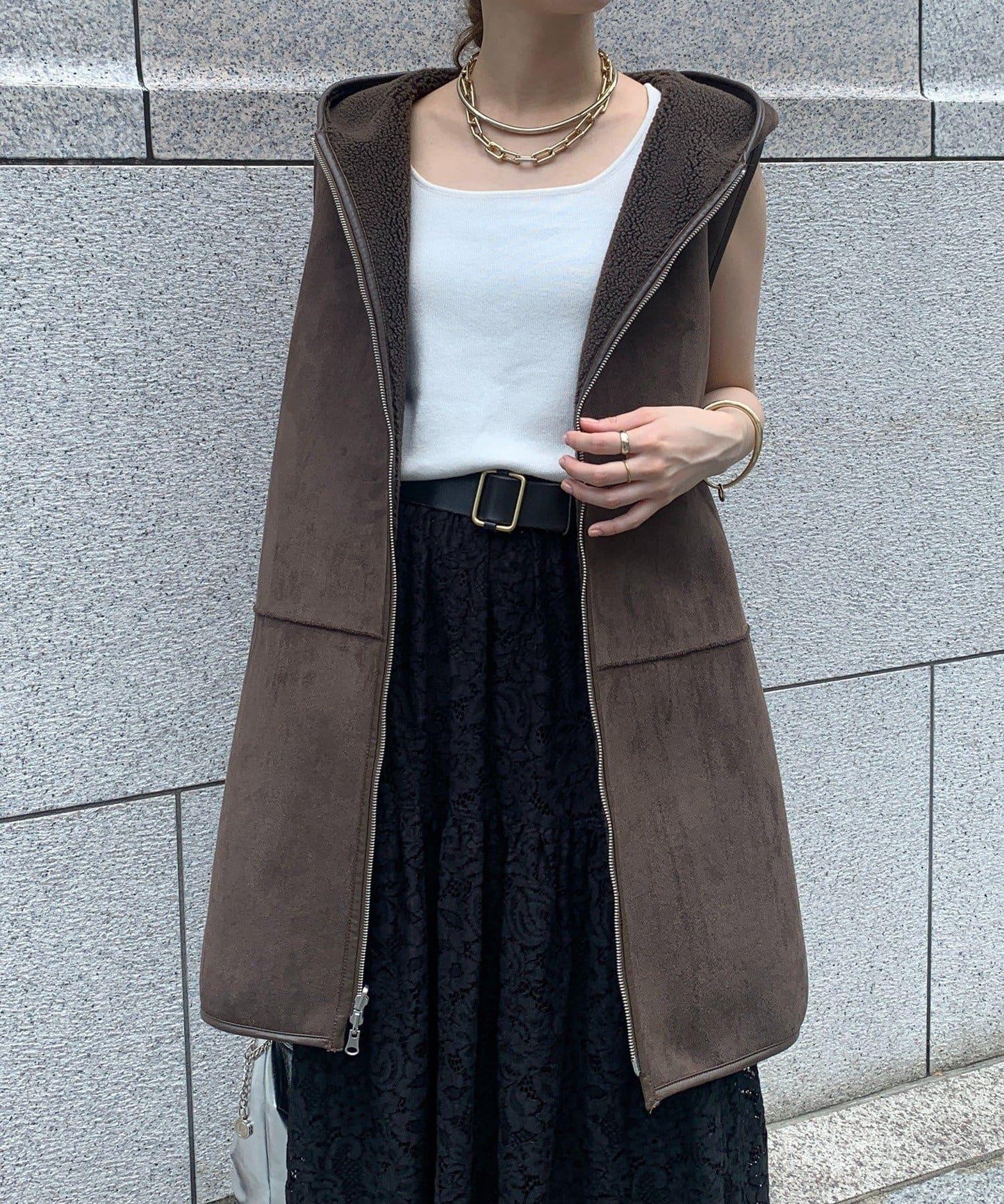 羊毛絨拼接帽T恤衫