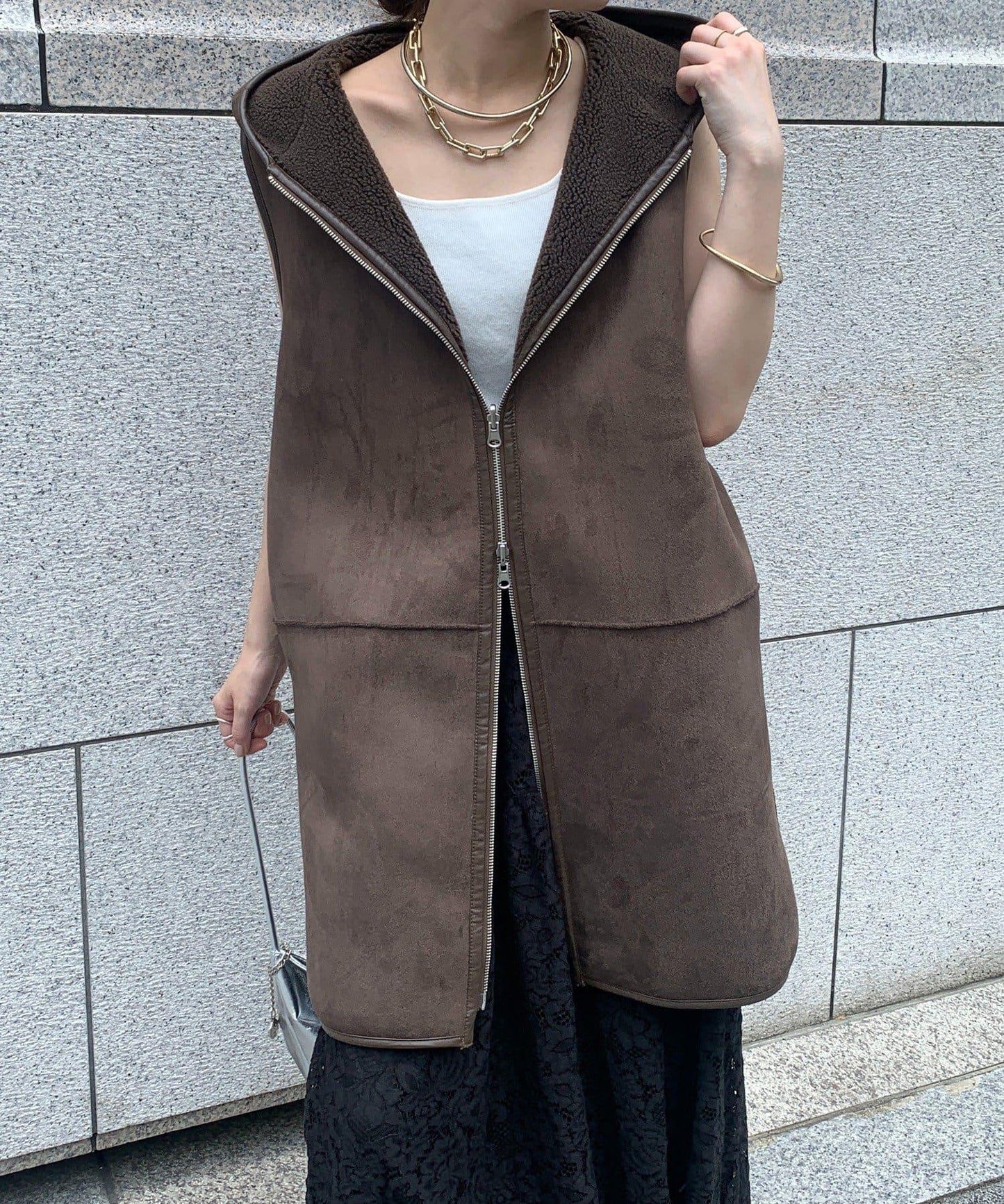 羊毛絨拼接帽T恤衫