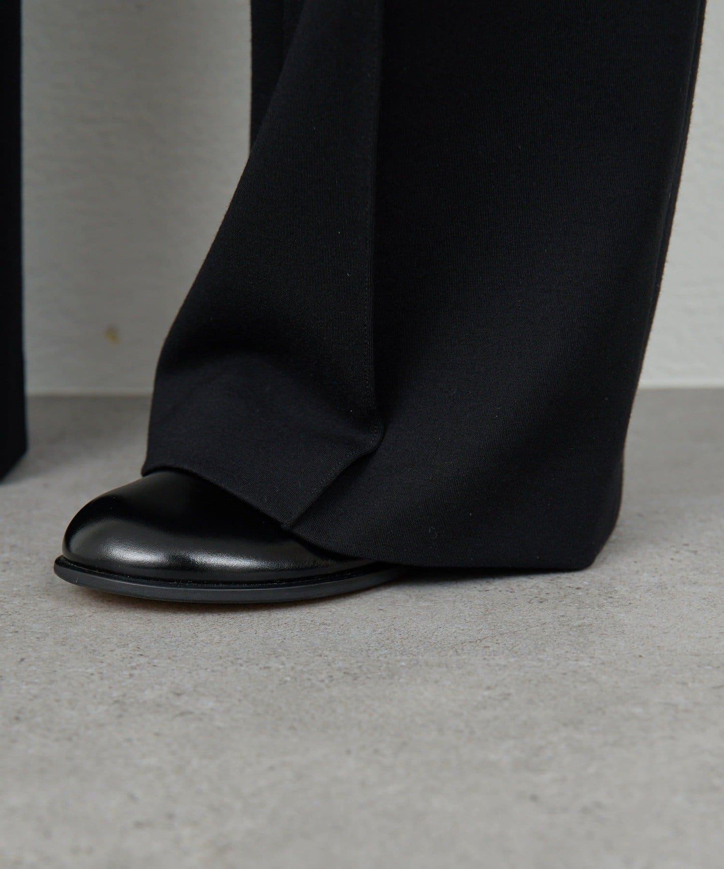 【套裝搭配】【名品襯衫同款面料！】【舒適×修腿】平紋西褲