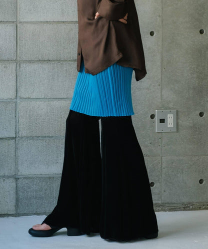 【黑色/尺碼0・1】透明肋骨喇叭褲