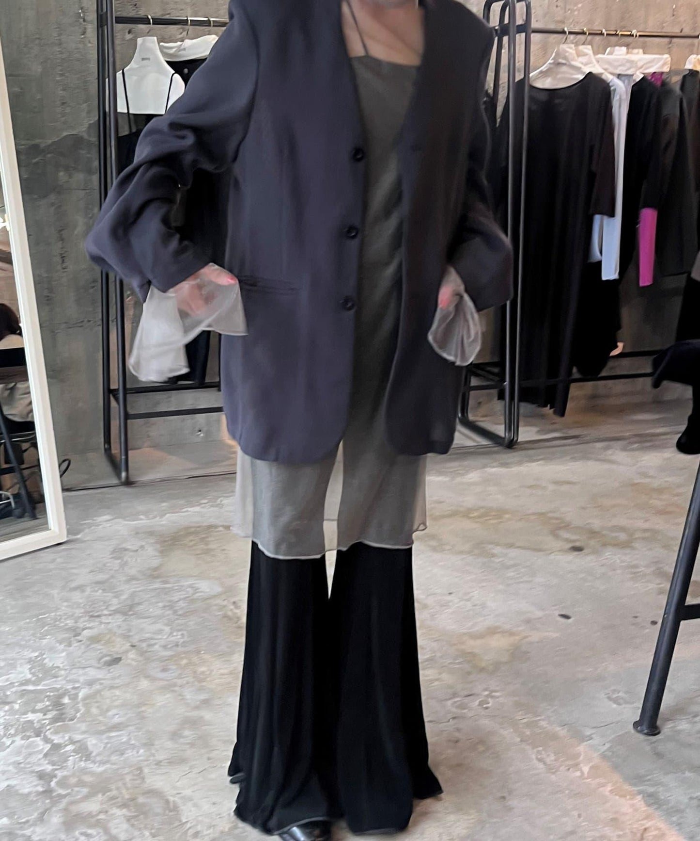 【黑色/尺碼0・1】透明肋骨喇叭褲