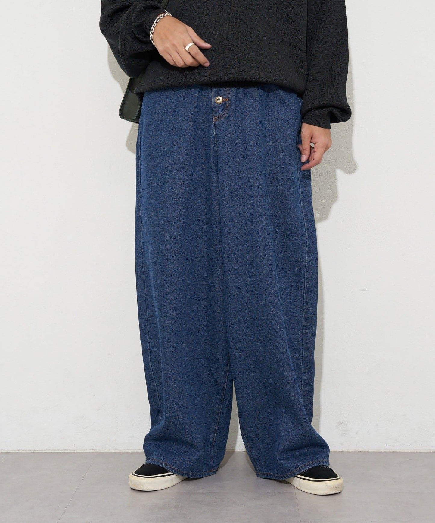 寬鬆牛仔褲