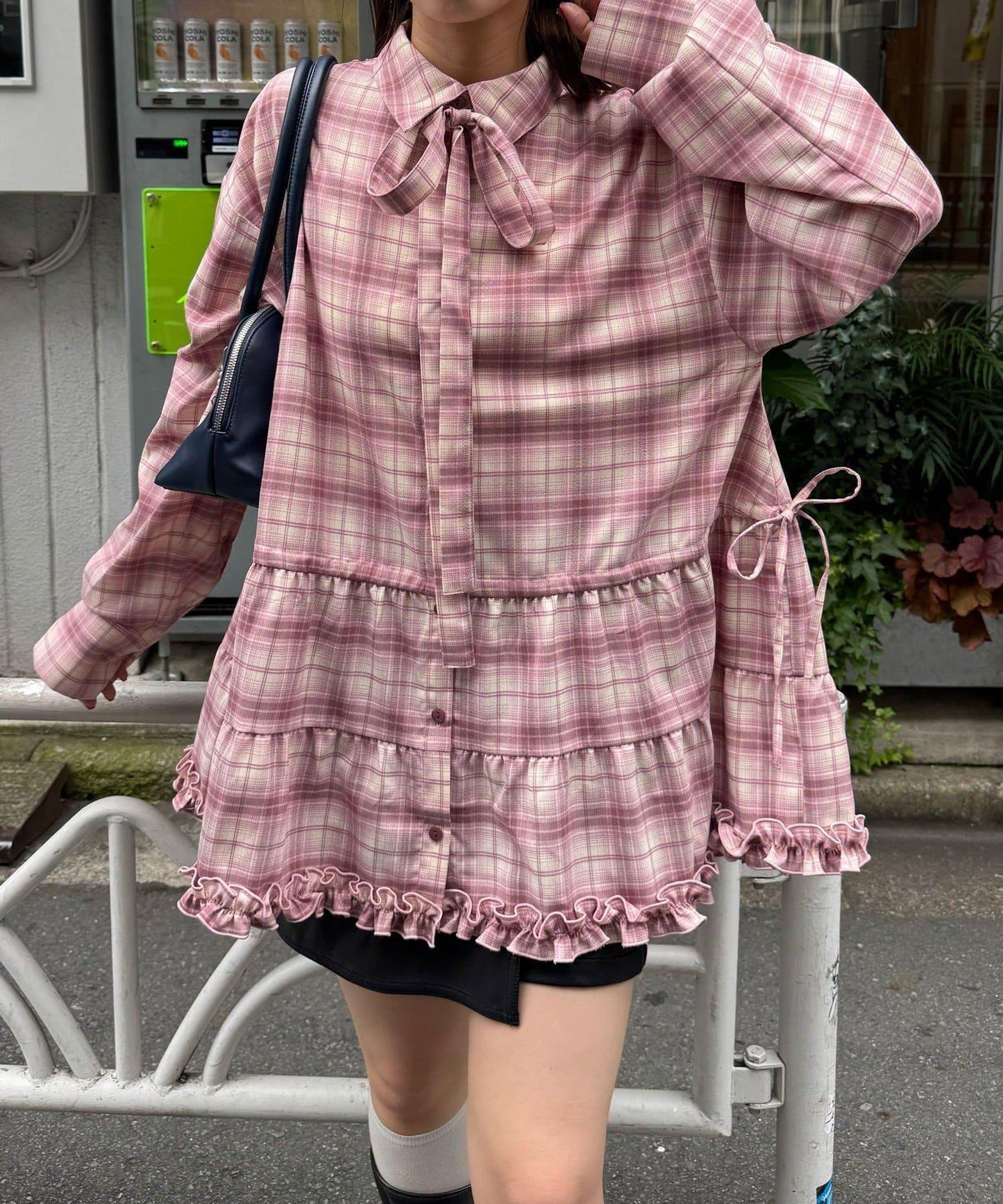蝴蝶結領下襬層疊格子襯衫連衣裙