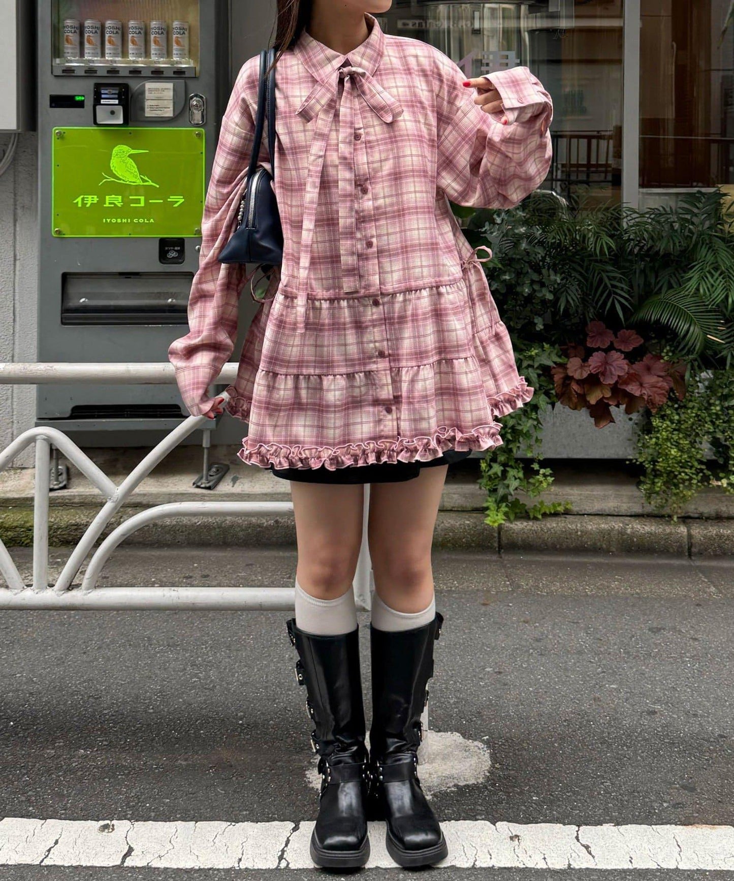 蝴蝶結領下襬層疊格子襯衫連衣裙