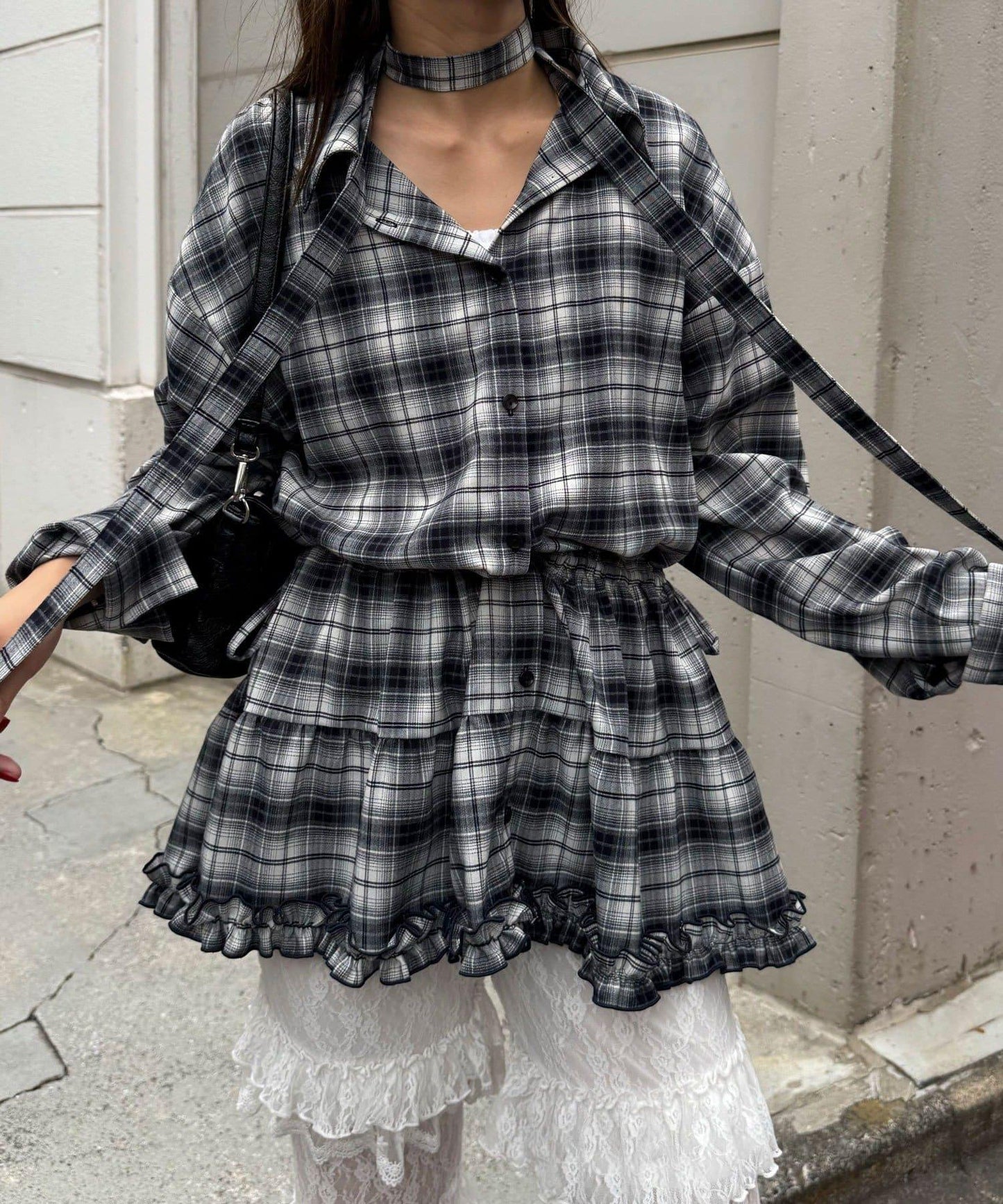 蝴蝶結領下襬層疊格子襯衫連衣裙
