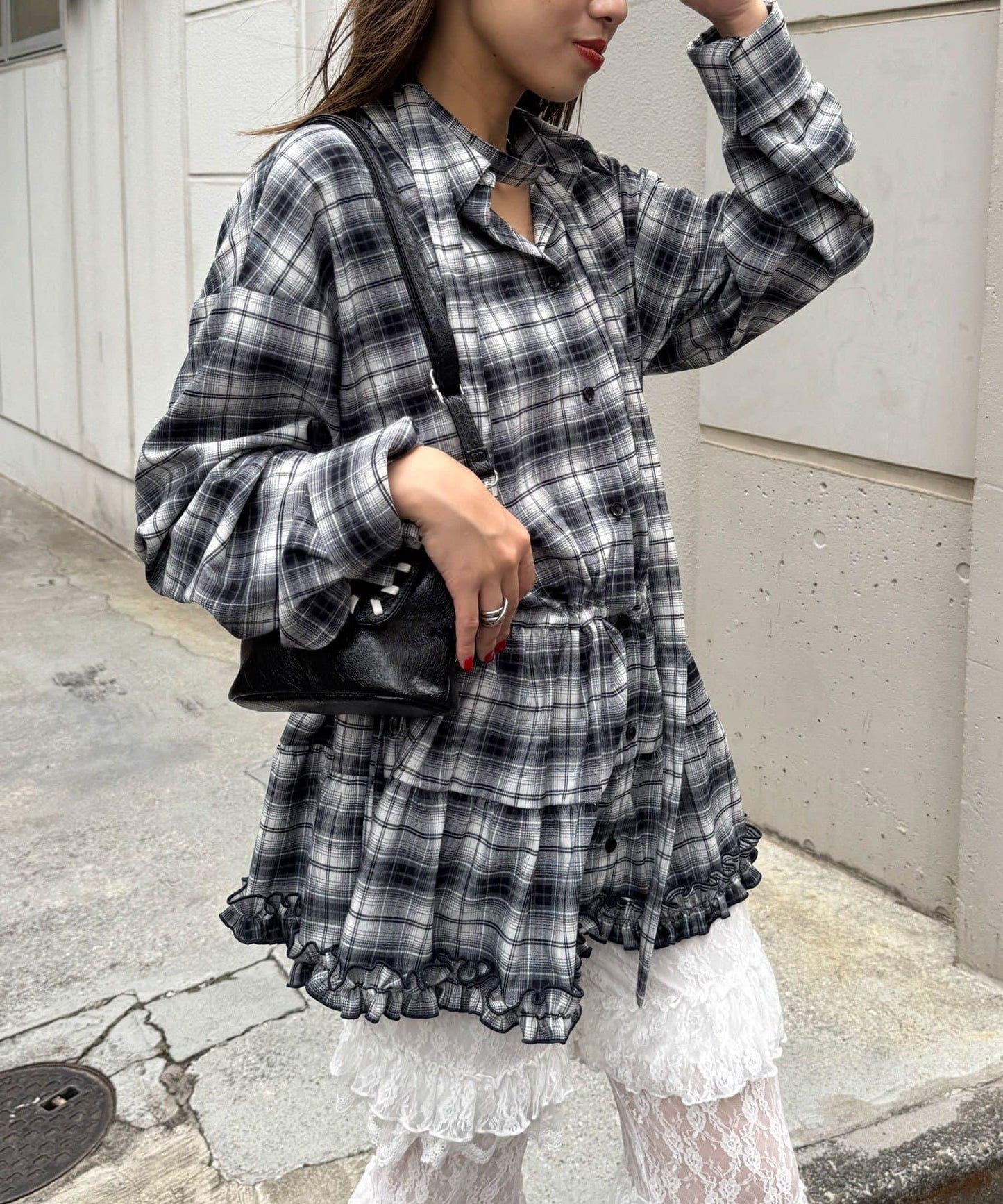 蝴蝶結領下襬層疊格子襯衫連衣裙