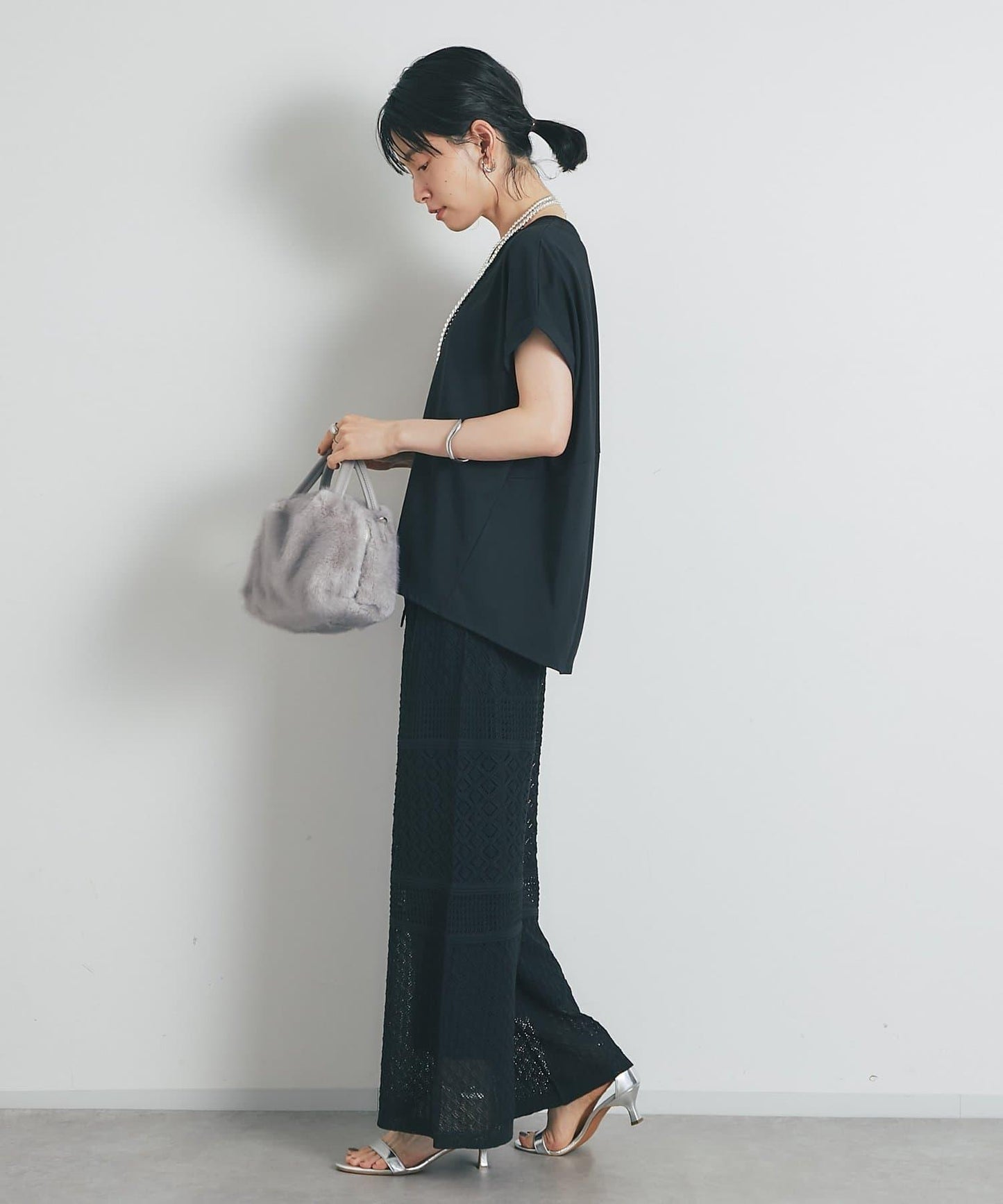 《優雅女性風》透孔圖案束腰針織褲