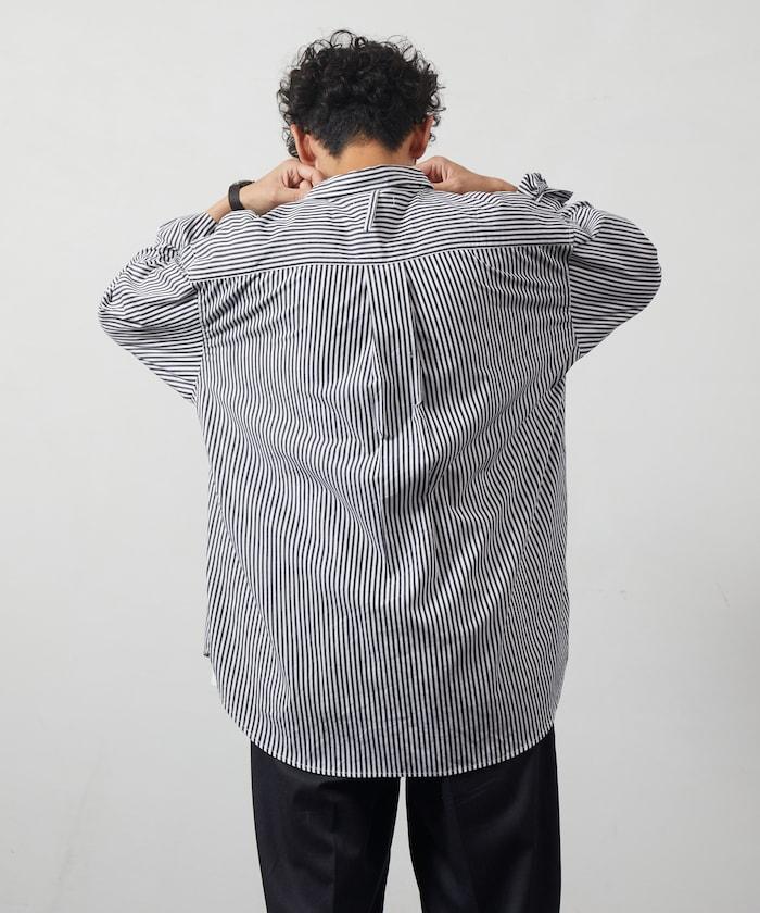 輕鬆合身寬鬆襯衫 / 常規領 / 長袖