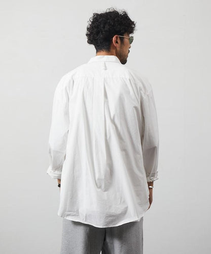 輕鬆合身寬鬆襯衫 / 常規領 / 長袖