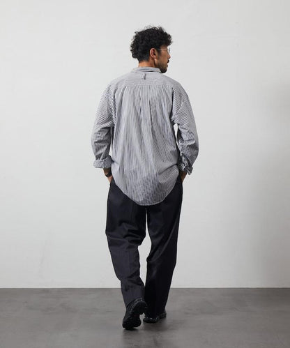 輕鬆合身寬鬆襯衫 / 常規領 / 長袖