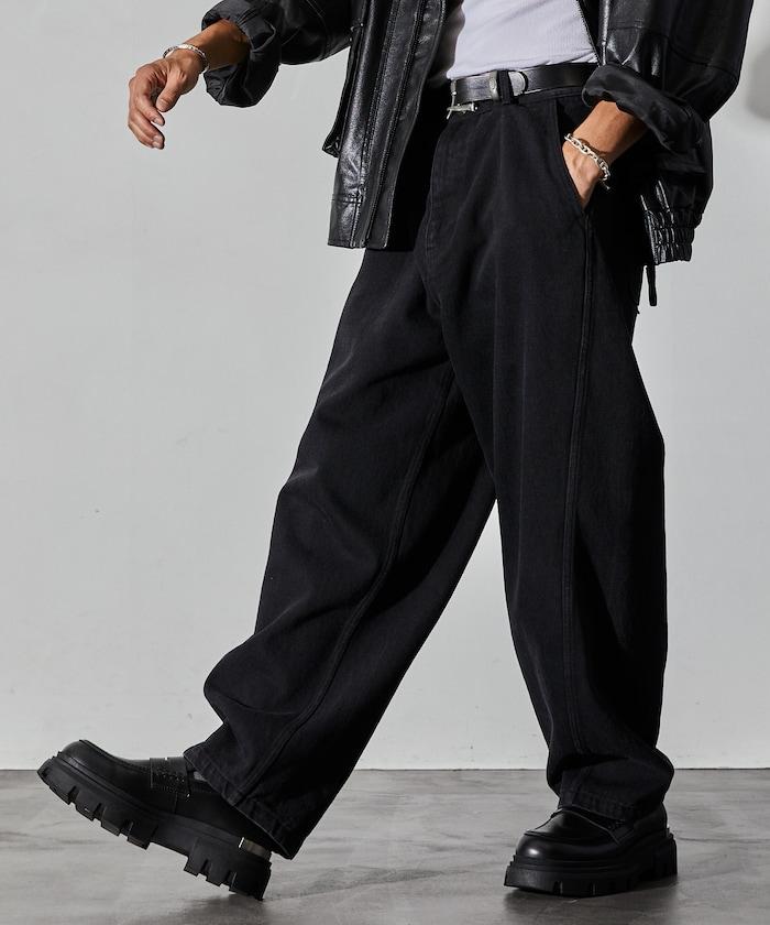 寬鬆版型扭曲彎曲牛仔褲