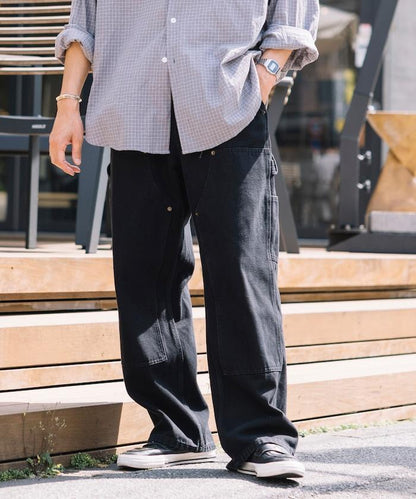 直筒版型寬鬆雙膝牛仔褲