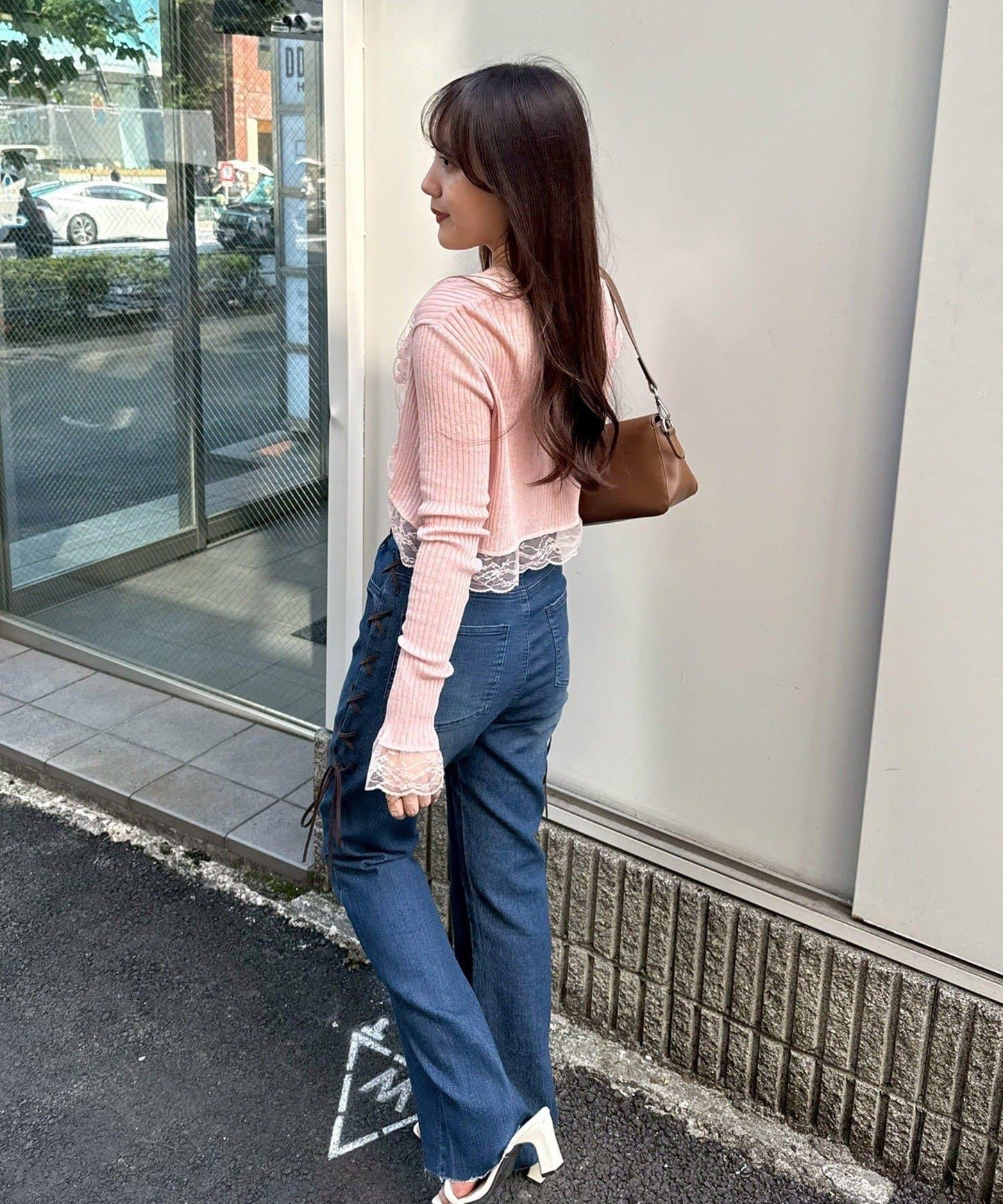 【可甜美穿搭的牛仔褲！】側邊繫帶喇叭褲