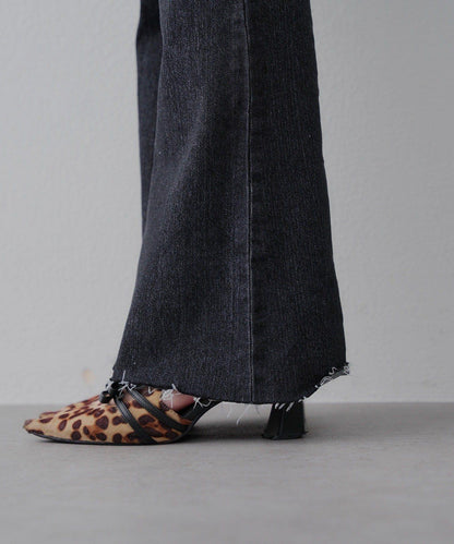 【可甜美穿搭的牛仔褲！】側邊繫帶喇叭褲