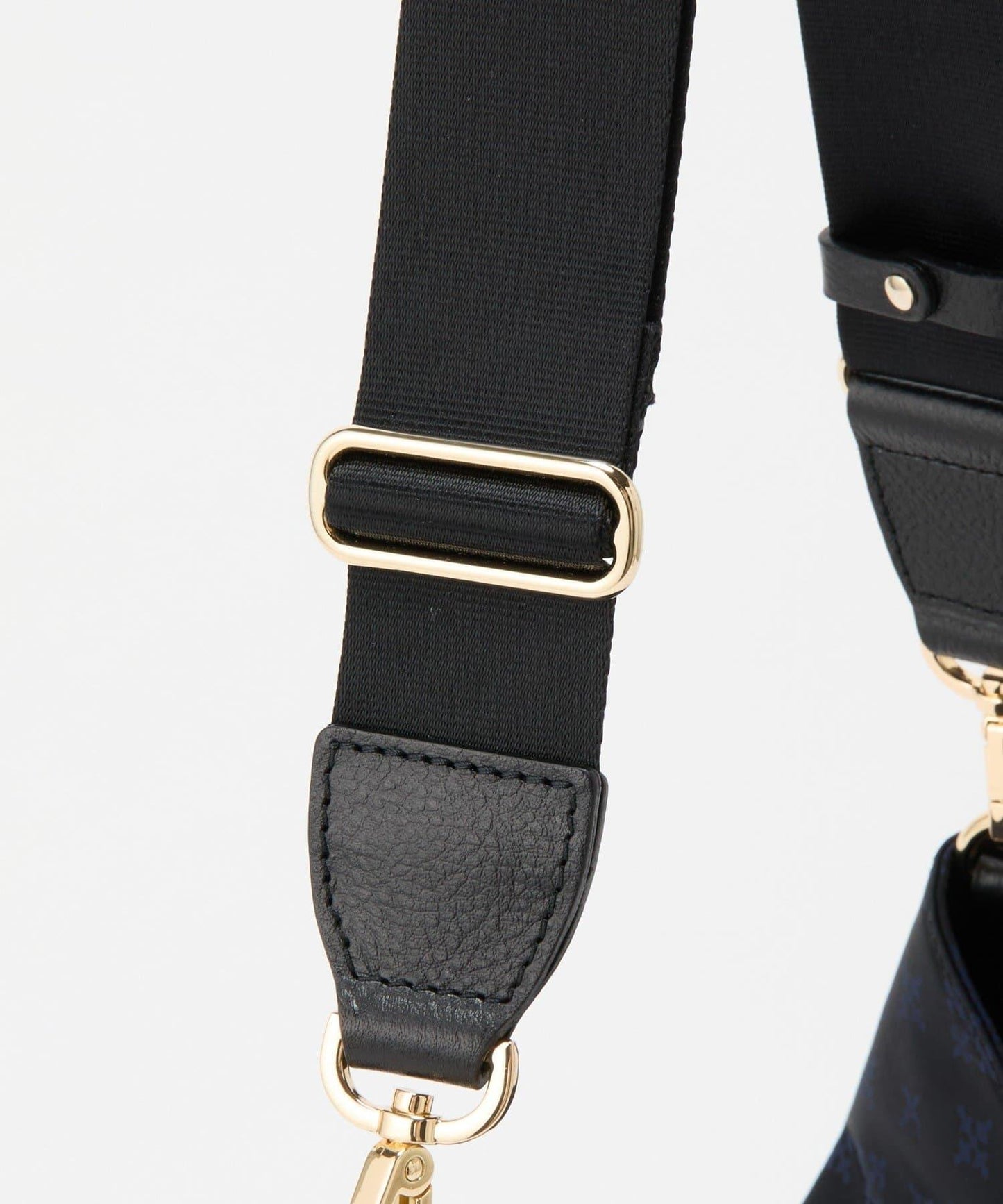 字母圖案尼龍提花豎款兩用單肩包