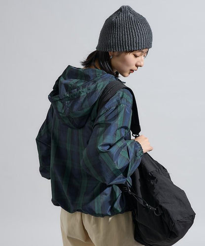 特別格紋套頭風衣