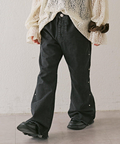 【KIDS】鉚釘喇叭牛仔褲