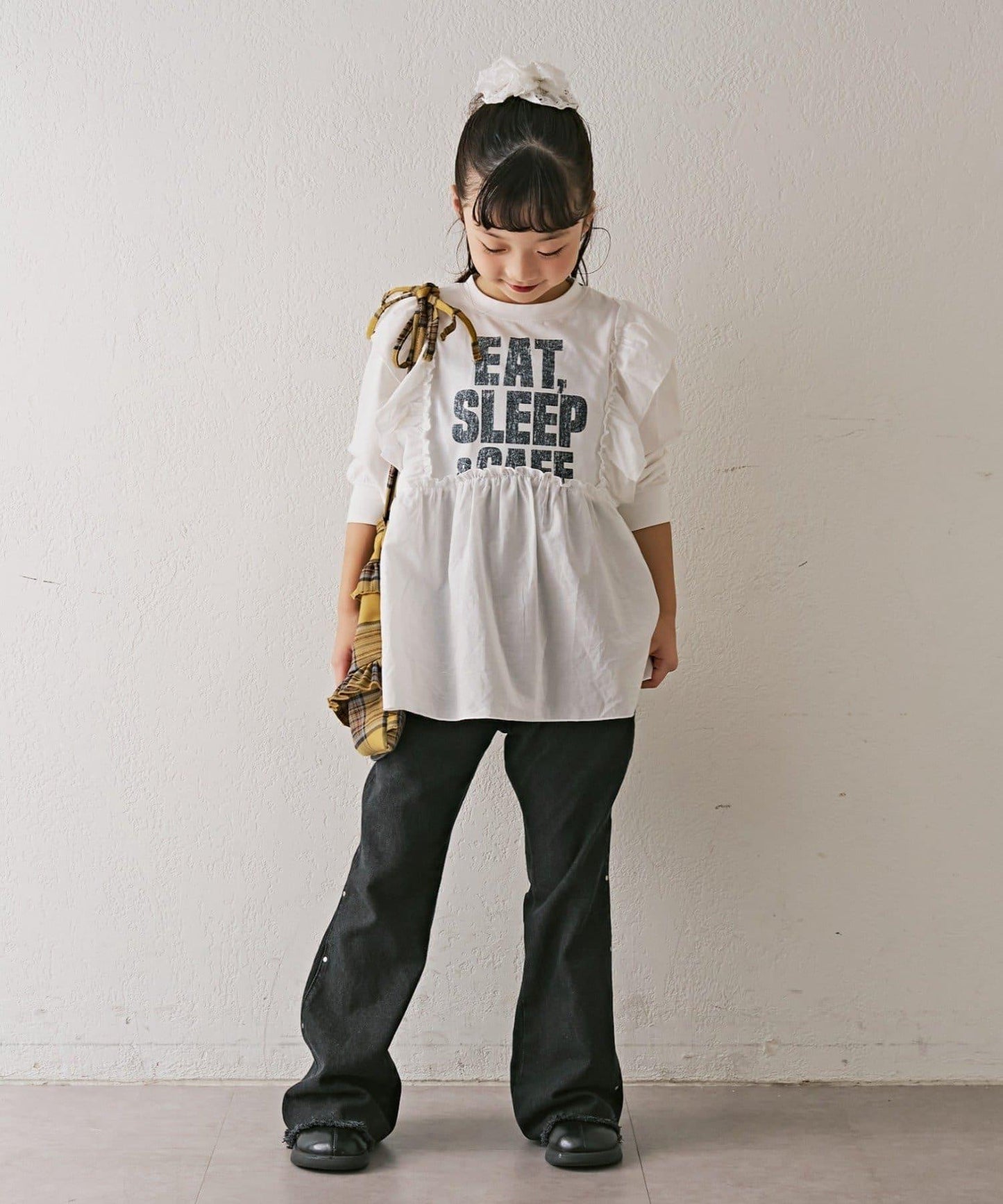 【KIDS】鉚釘喇叭牛仔褲