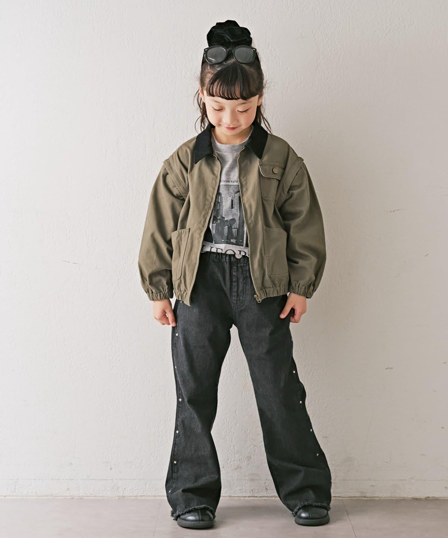 【KIDS】鉚釘喇叭牛仔褲