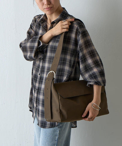 【AW】麂皮翻蓋單肩包