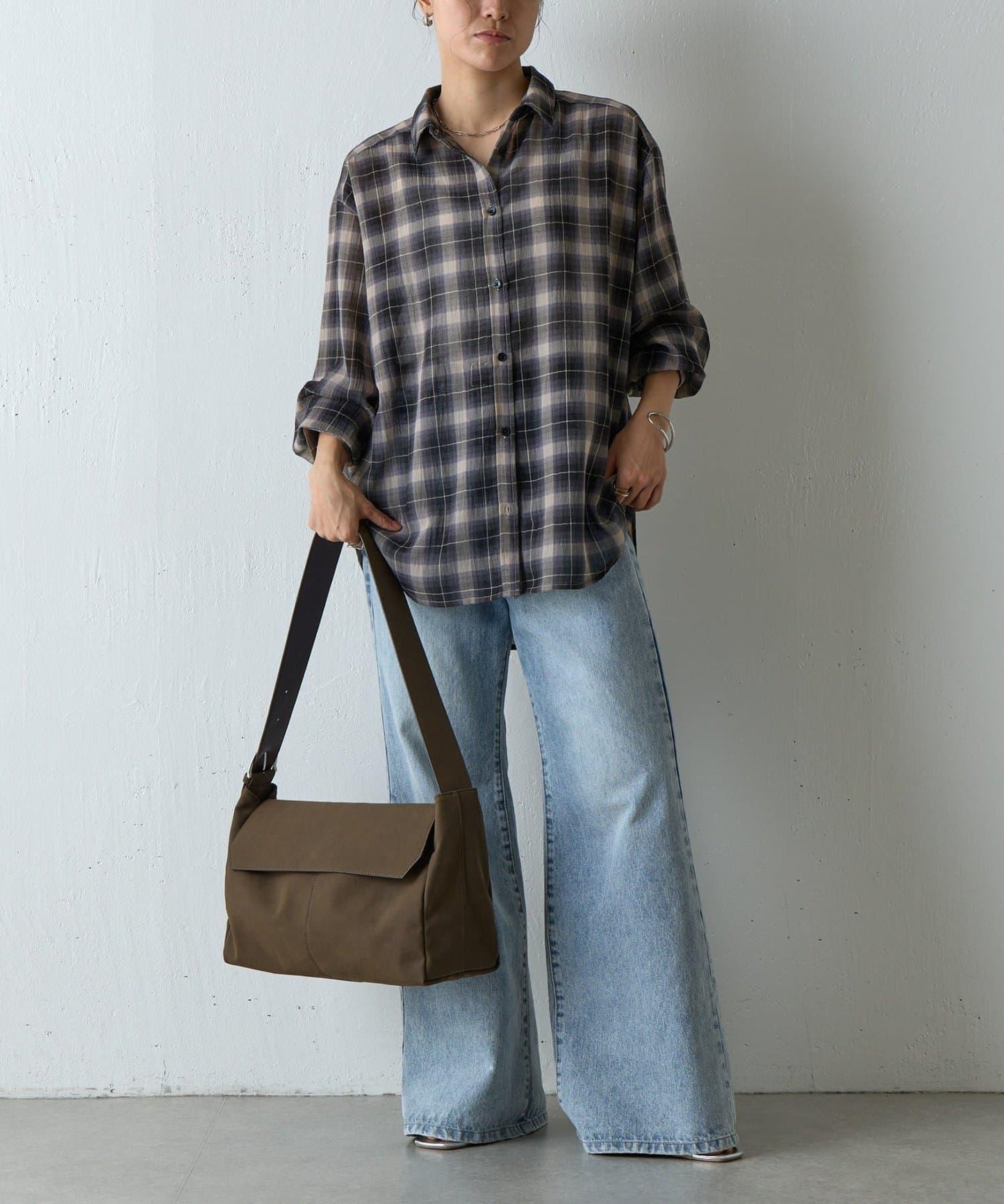 【AW】麂皮翻蓋單肩包