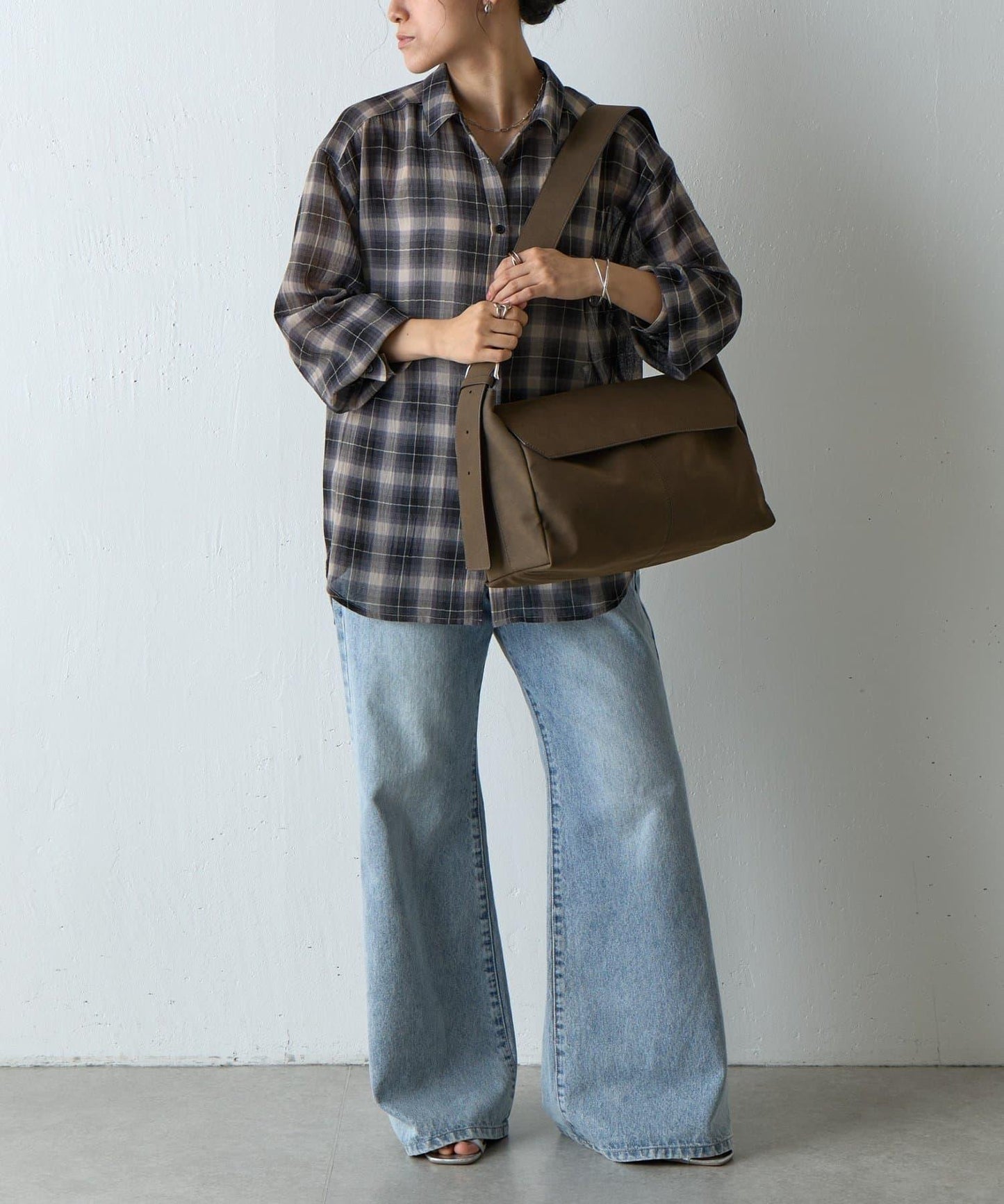 【AW】麂皮翻蓋單肩包