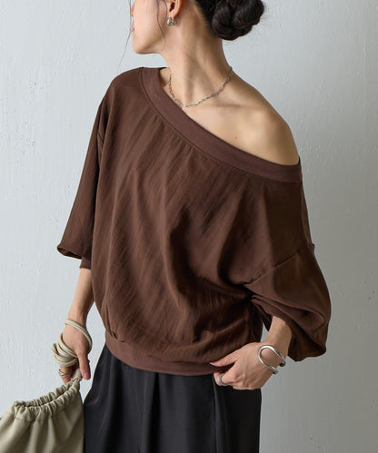 【AW】輕薄透視一字肩套頭衫