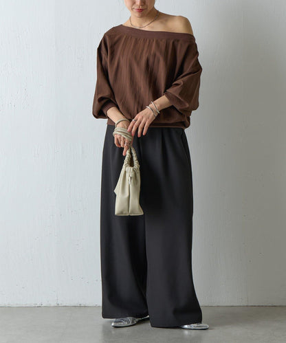 【AW】輕薄透視一字肩套頭衫