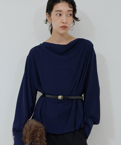 前襟褶皺女襯衫