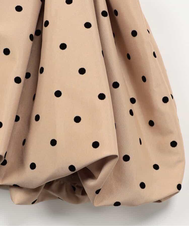 可作束身上衣的半身裙與上衣套裝