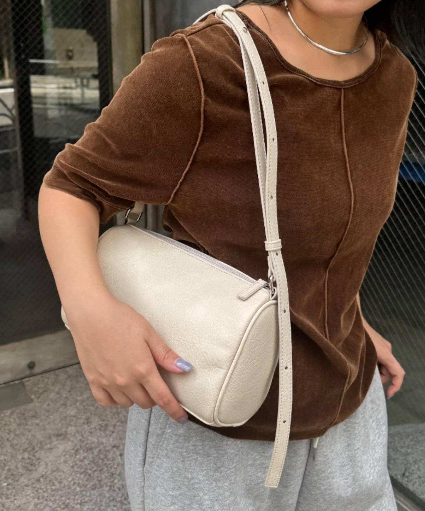 圓筒形單肩包