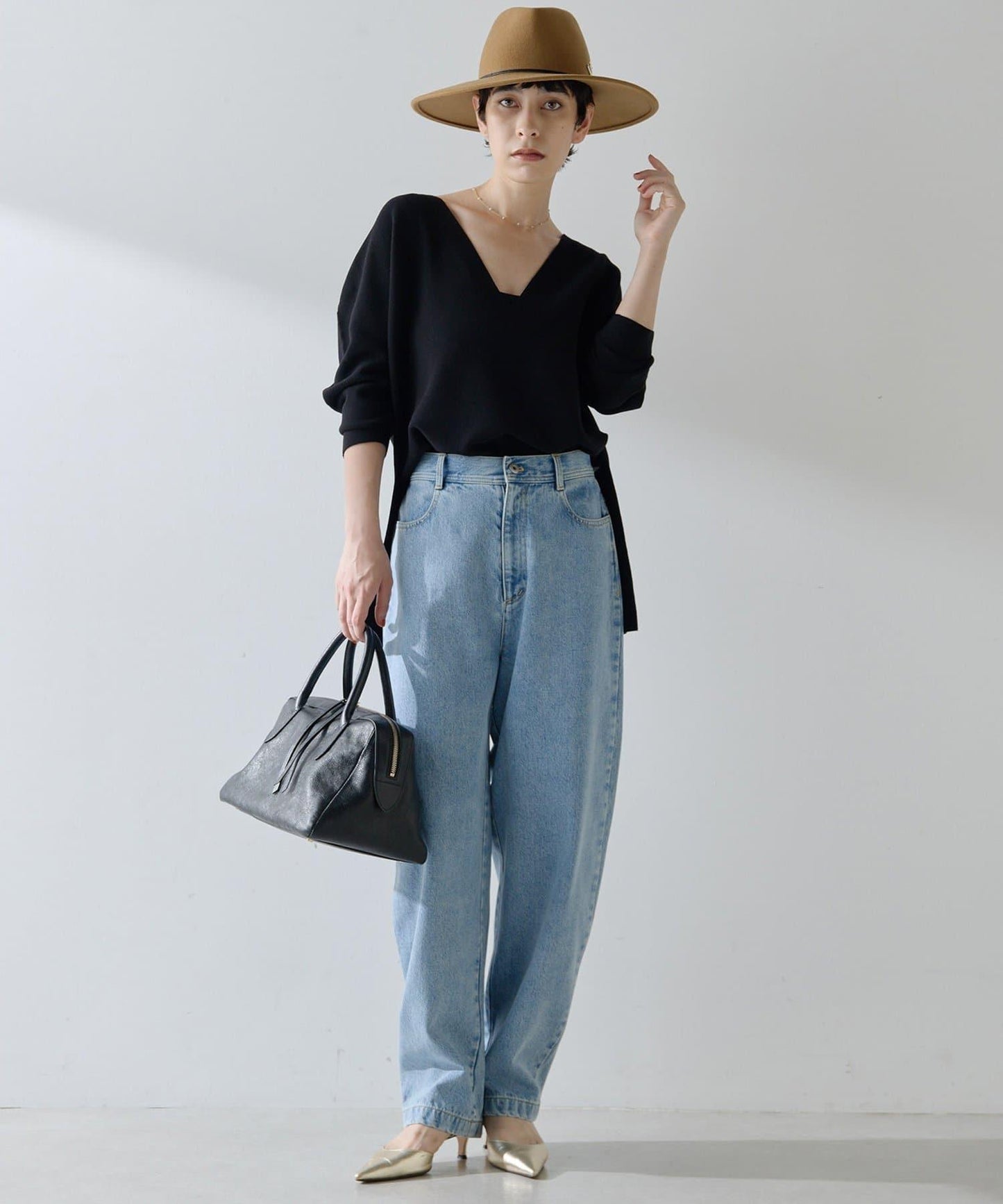 【THE PAUSE】高腰弧形牛仔褲