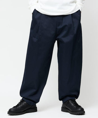 寬鬆版型斜紋打褶錐形褲