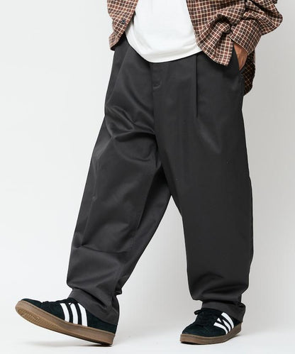 寬鬆版型斜紋打褶錐形褲