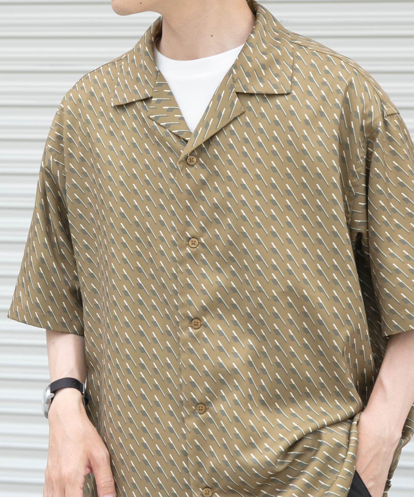 幾何印花開領襯衫A