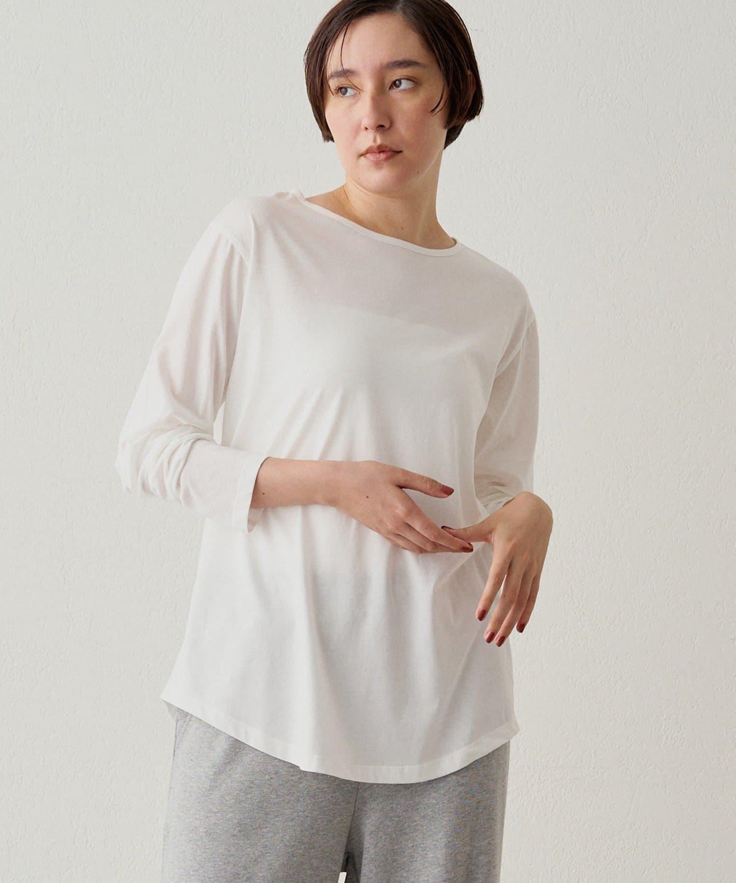 圓領長袖T恤
