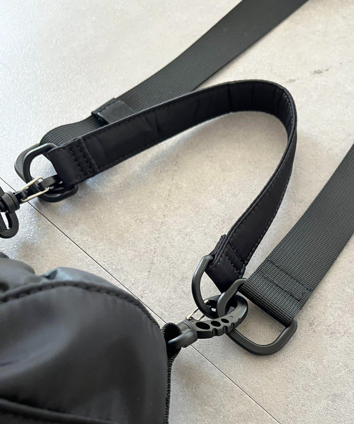 【OUTDOOR PRODUCTS】束口大號單肩包