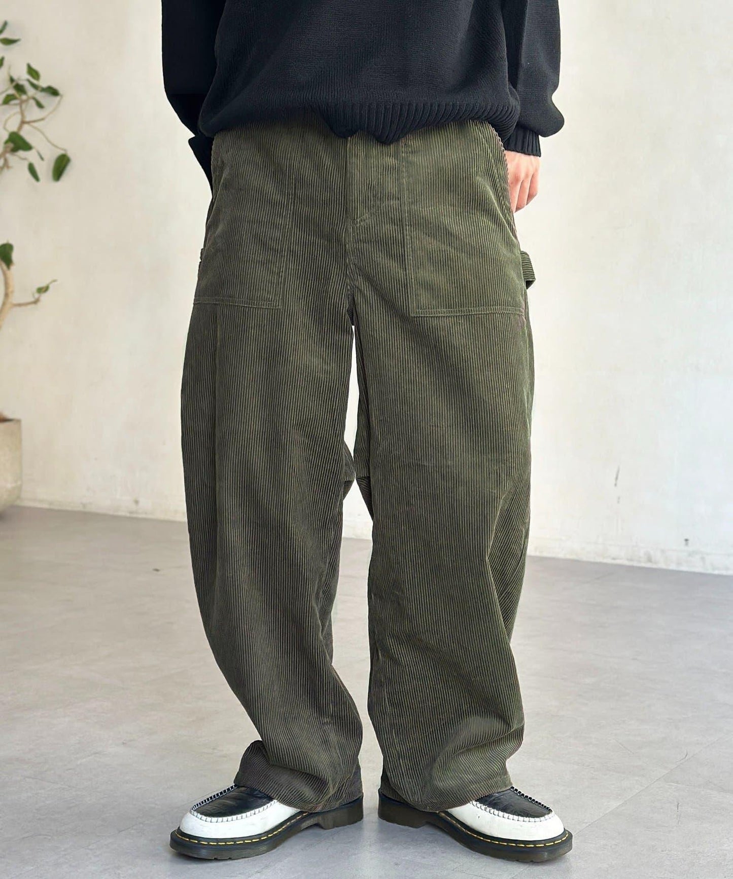 燈芯絨彎曲工裝褲