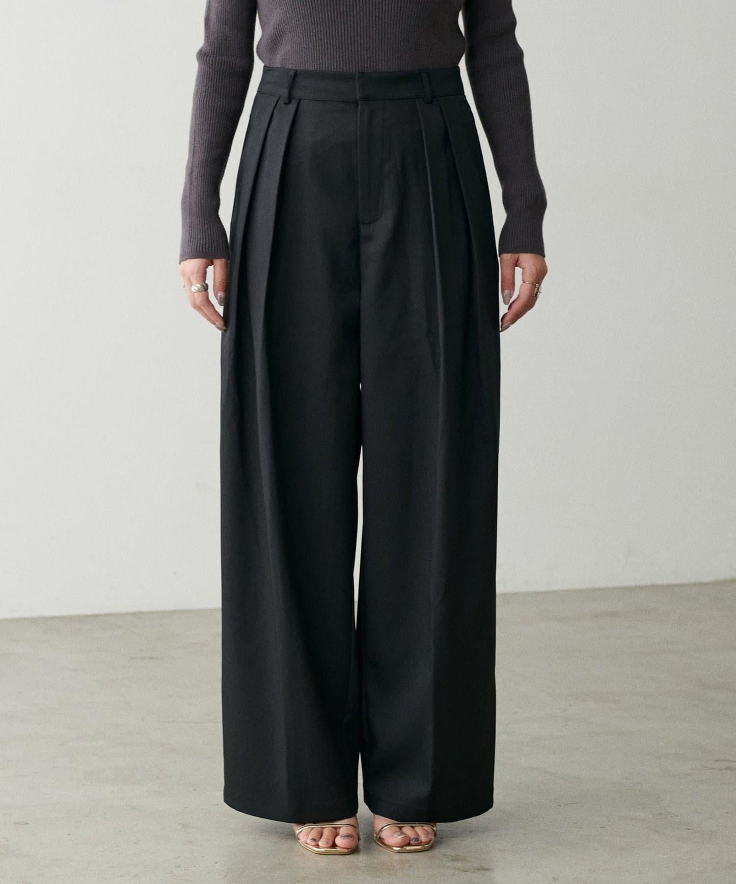 褶皺長款西裝褲