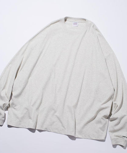 寬鬆版型 單點刺繡 圓領 長袖T恤