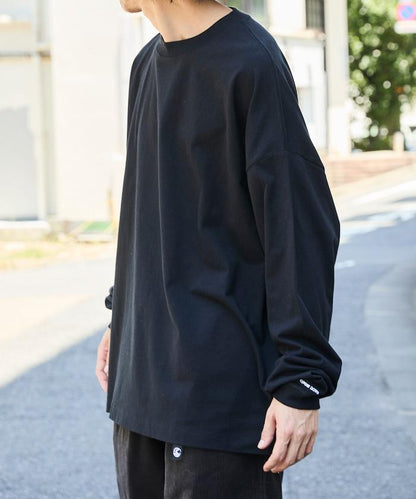 寬鬆版型 單點刺繡 圓領 長袖T恤