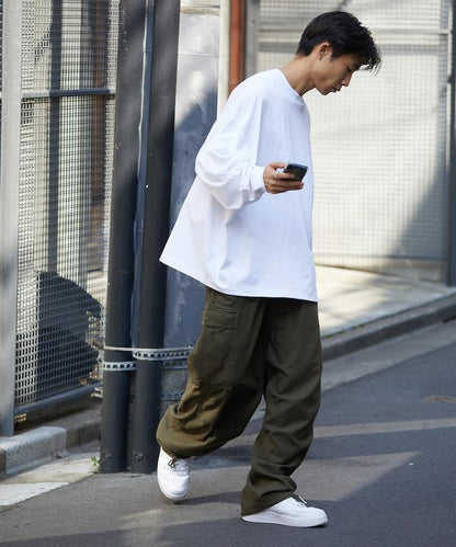 寬鬆版型 單點刺繡 圓領 長袖T恤