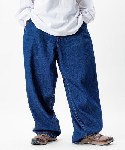寬鬆版型桶形牛仔褲 / 水洗工藝 / 過染工藝