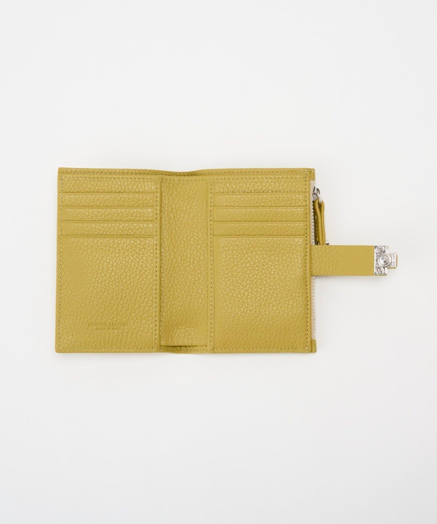 【coming soon】アバ 半折錢包 CERVO